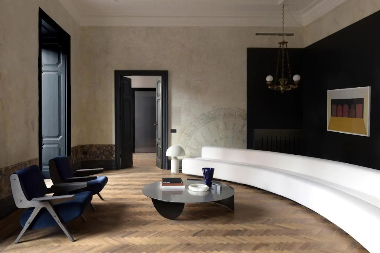 Finestra Filangieri Villa Napoli