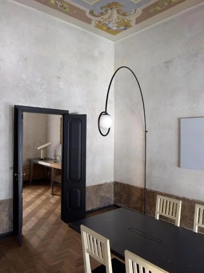 Finestra Filangieri Villa Napoli